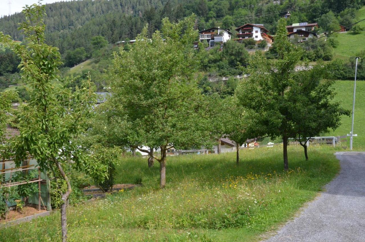 Apart-Berg-Zeit Kauns Exteriör bild